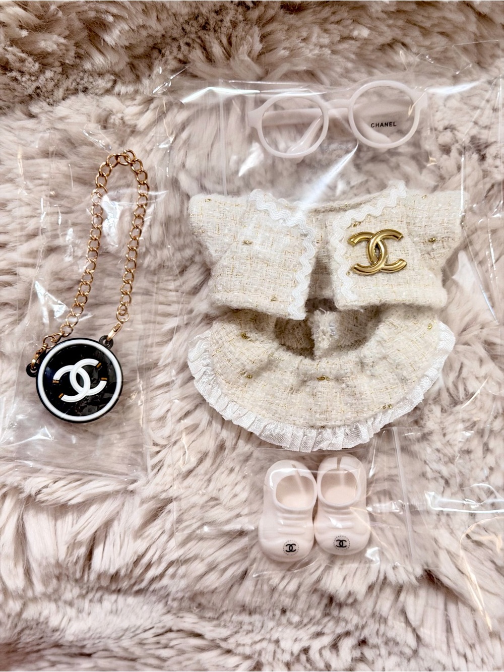 Cream Tweed Doll Outfit Set with Gold Accent Accessories 5pcs